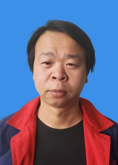 李召欣