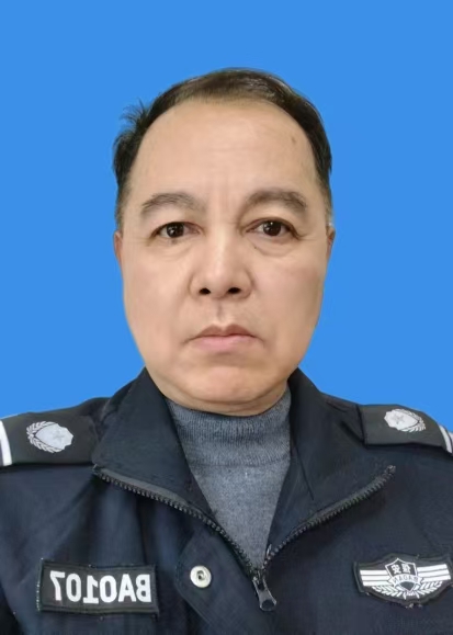 李周波