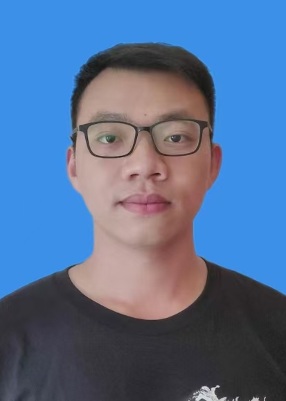 李国平
