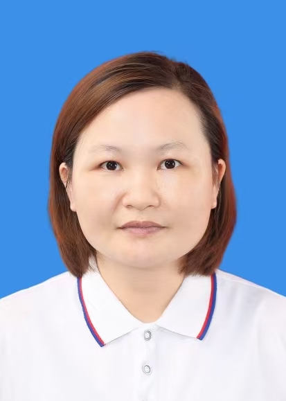 李定妮
