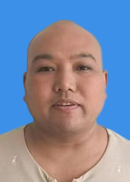 李小健