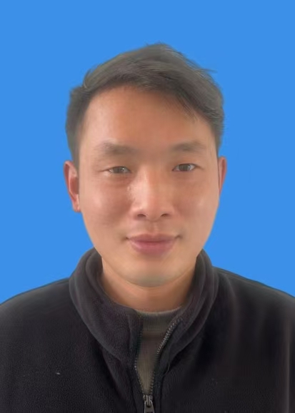 李小军