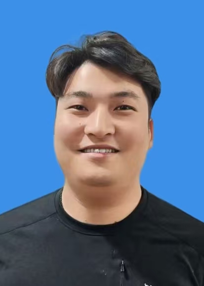 李强