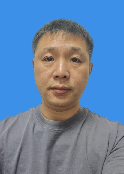 李强