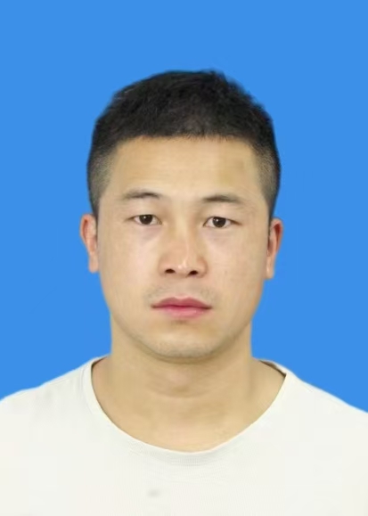 李彬