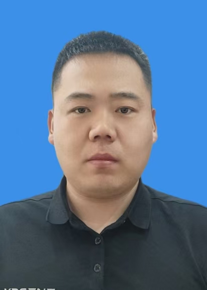 李明