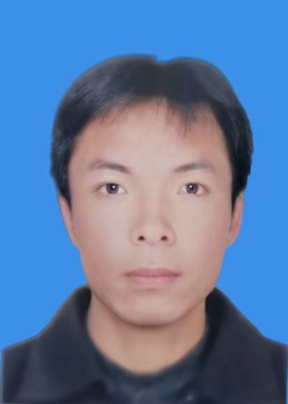 李明华