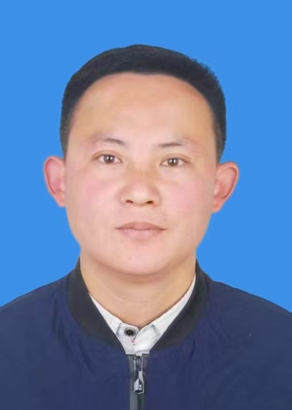 李显东