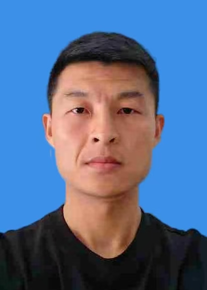 李琛