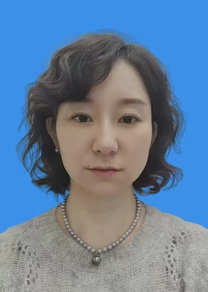李瑶
