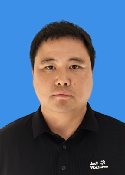 李经伟