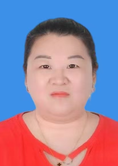 李芸