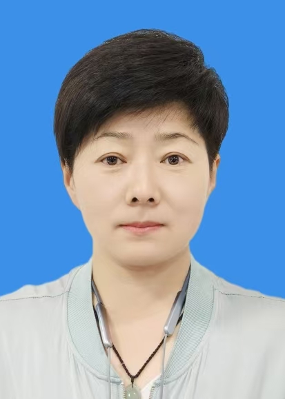 李蕾