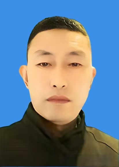 李金萍