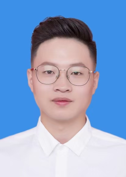 李鑫轲