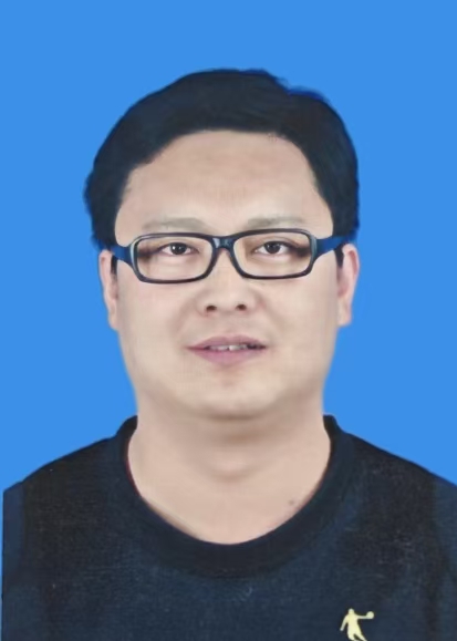 李雪峰