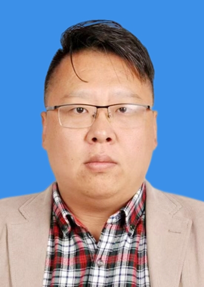 杜明泽