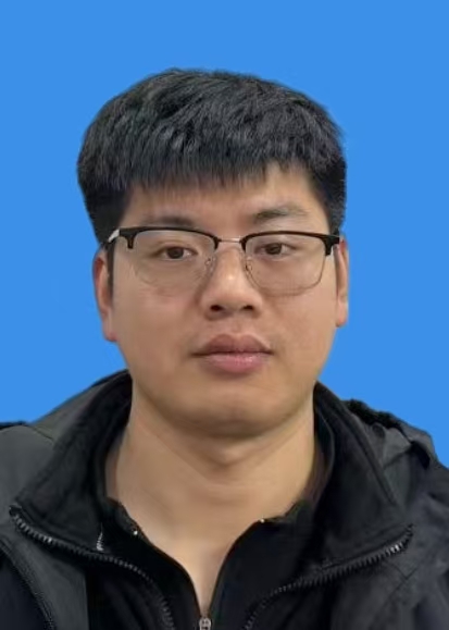 杨东伟
