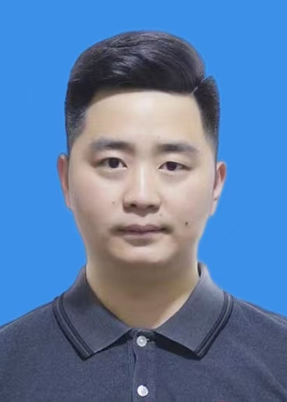 杨勇