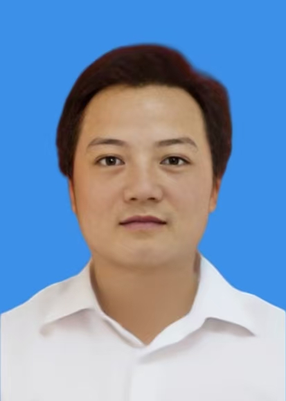 杨平