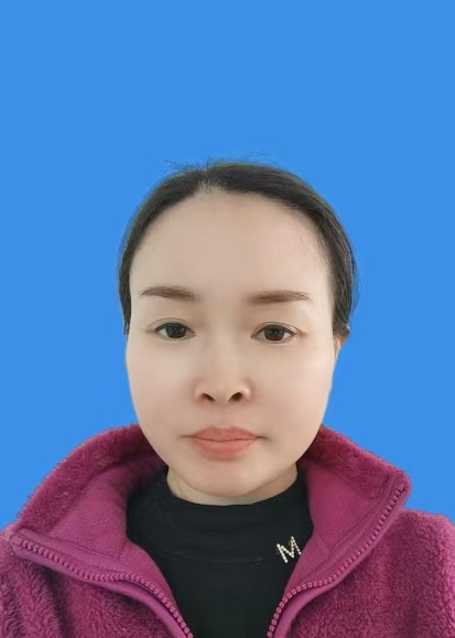 杨建英