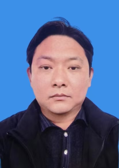 杨旭