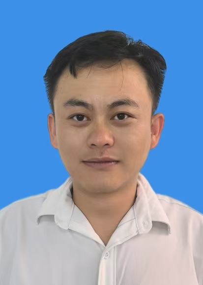 杨灿