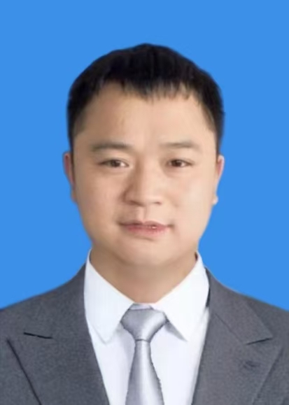 杨立