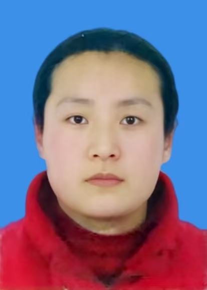杨萍