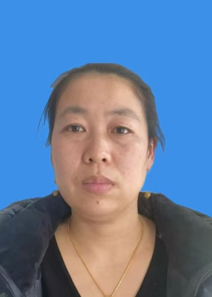 杨静