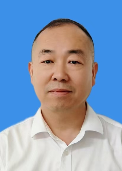 杨齐心