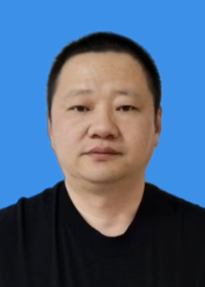 栾长宏