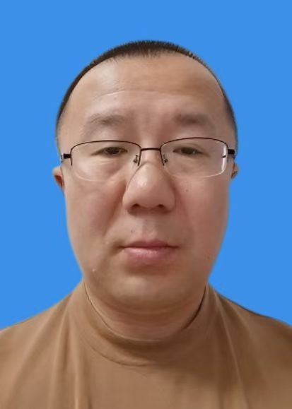 梁东