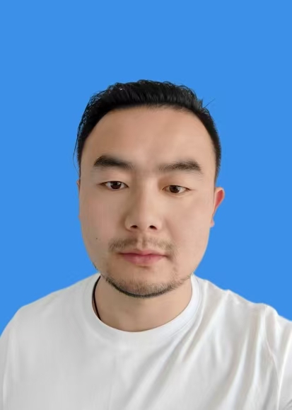梁东