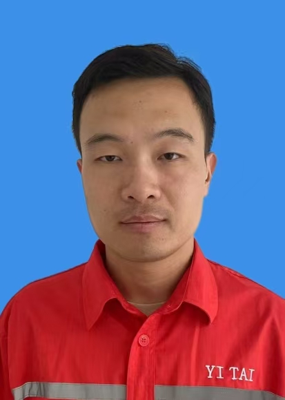 梁龙