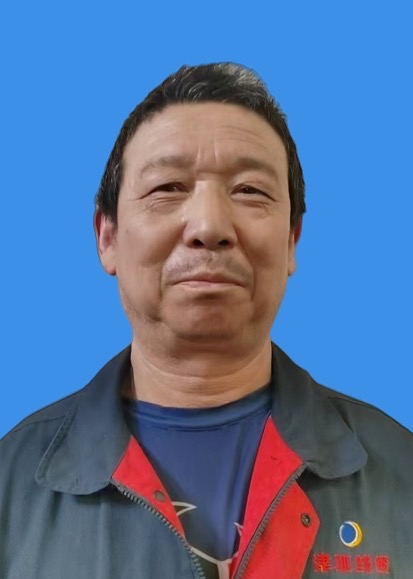 潘兴育