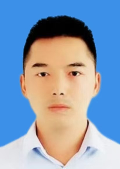 潘强