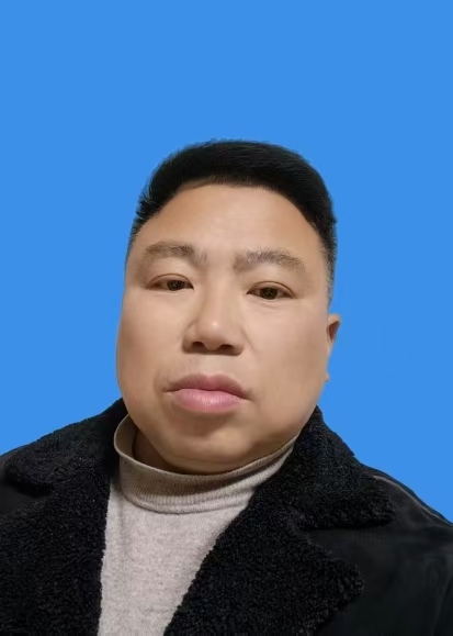 潘立新