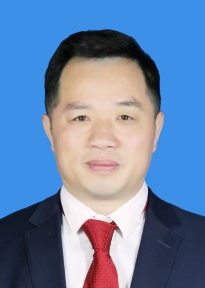 潘金华