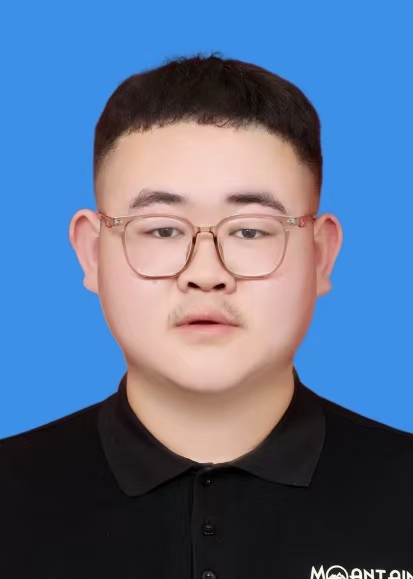 王东伟