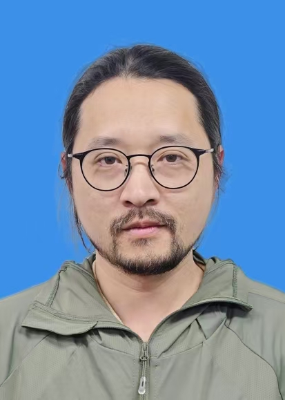 王佳