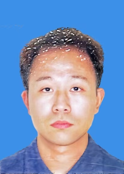 王俊
