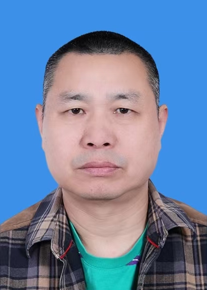王冠英