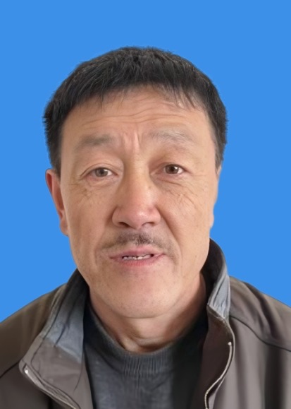 王君