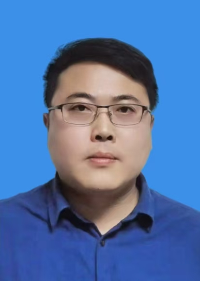 王成兵 