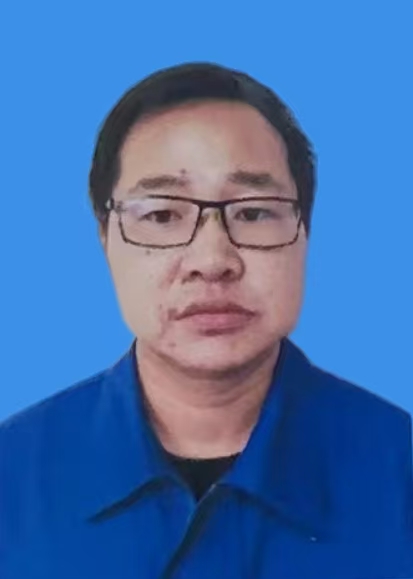 王磊