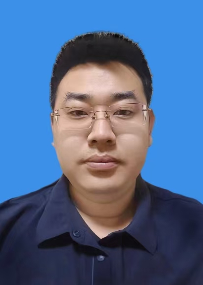 王磊