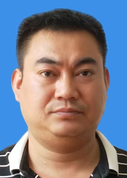 王萍