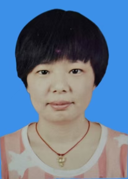 王雅文