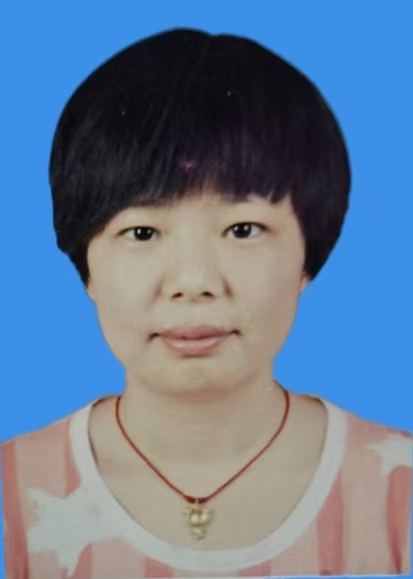 王雅文